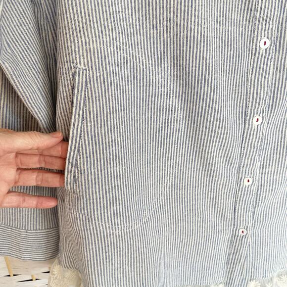 Umgee Button Down Tunic Womens Size L Striped Lace Trimmed Relaxed Casual - Picture 5 of 8